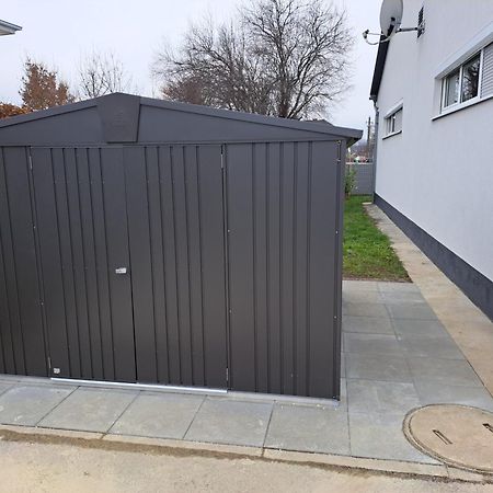 Exklusive Fw Mit 3 Sz Und Grosser Terrasse 그라트코른 외부 사진