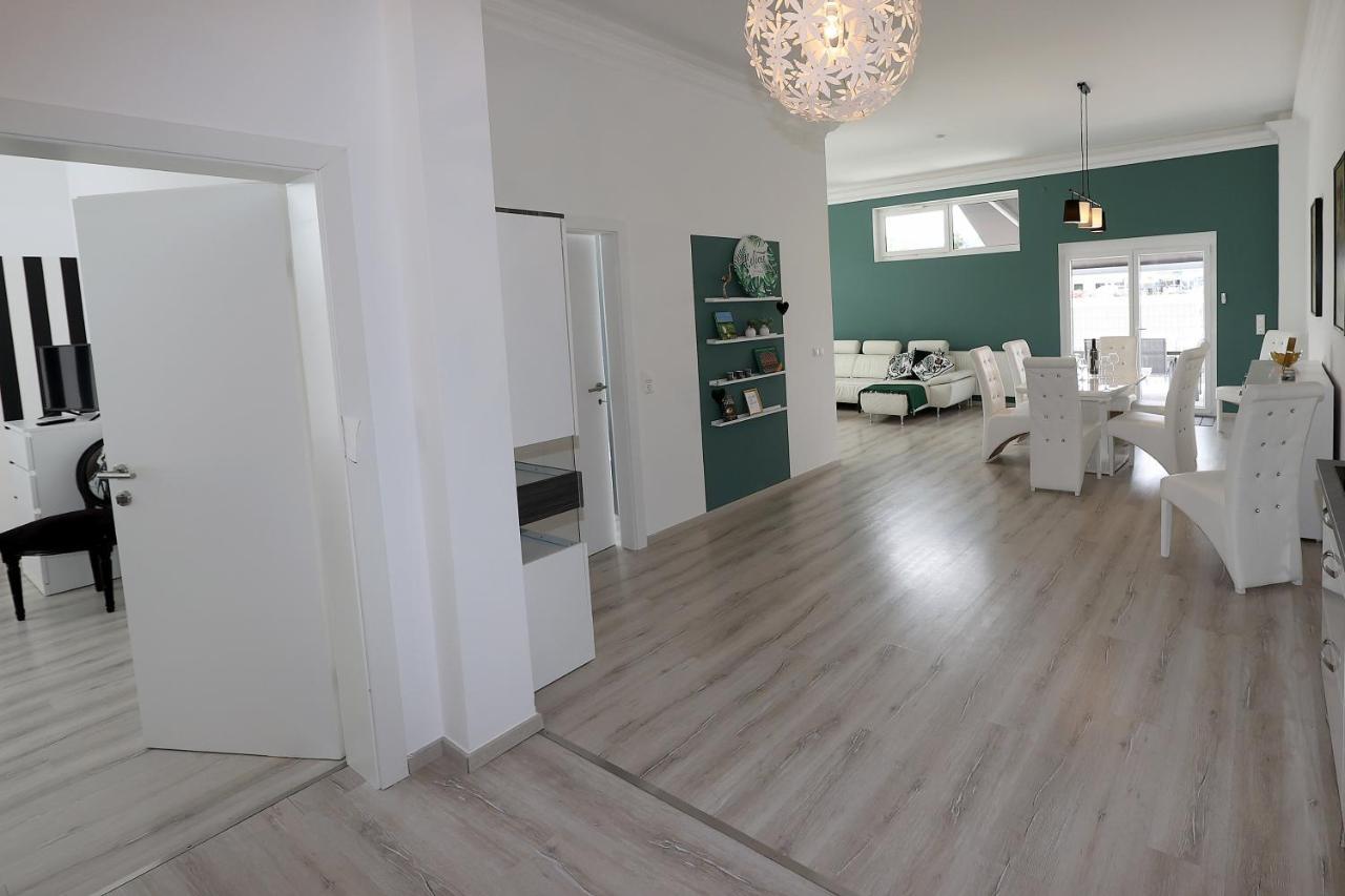 Exklusive Fw Mit 3 Sz Und Grosser Terrasse 그라트코른 외부 사진