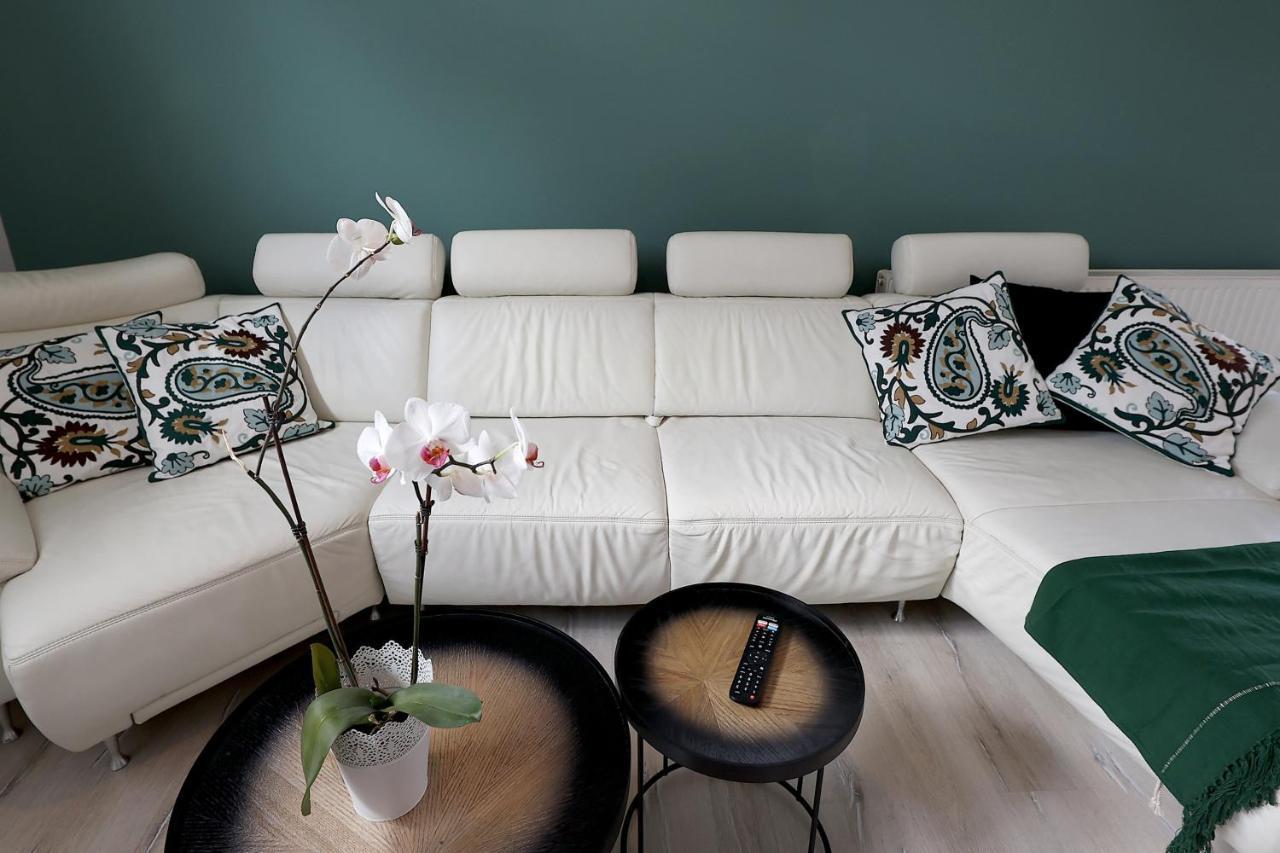 Exklusive Fw Mit 3 Sz Und Grosser Terrasse 그라트코른 외부 사진